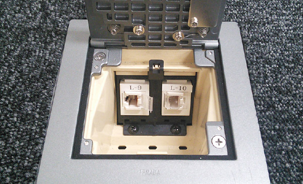 HD Base-T規格のネットワーク構築完備