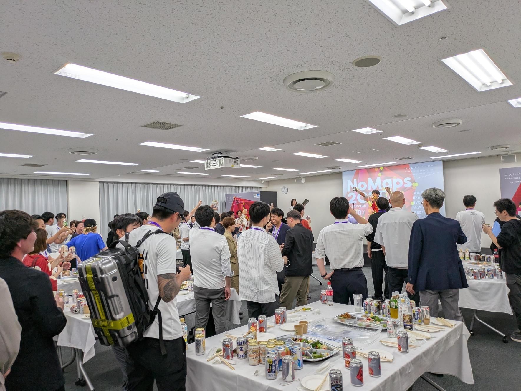 ステージ周辺