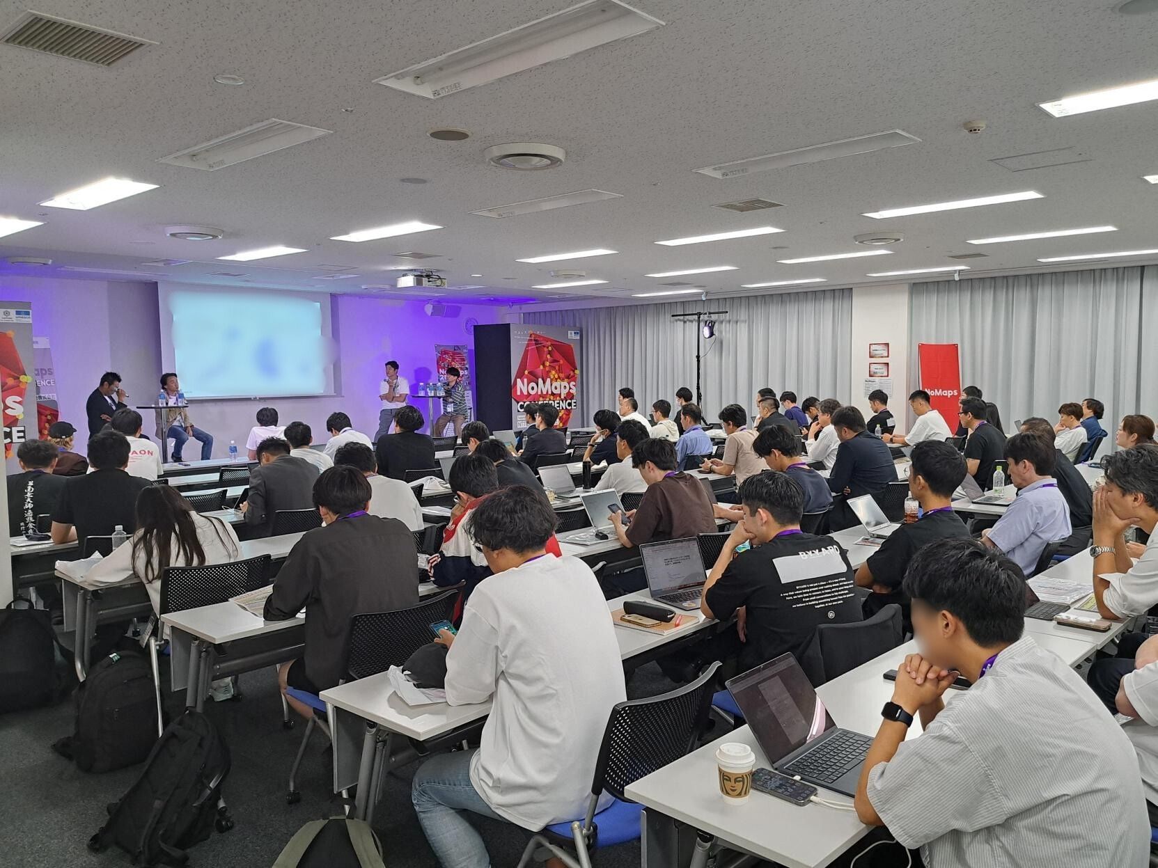 トークセッションの様子